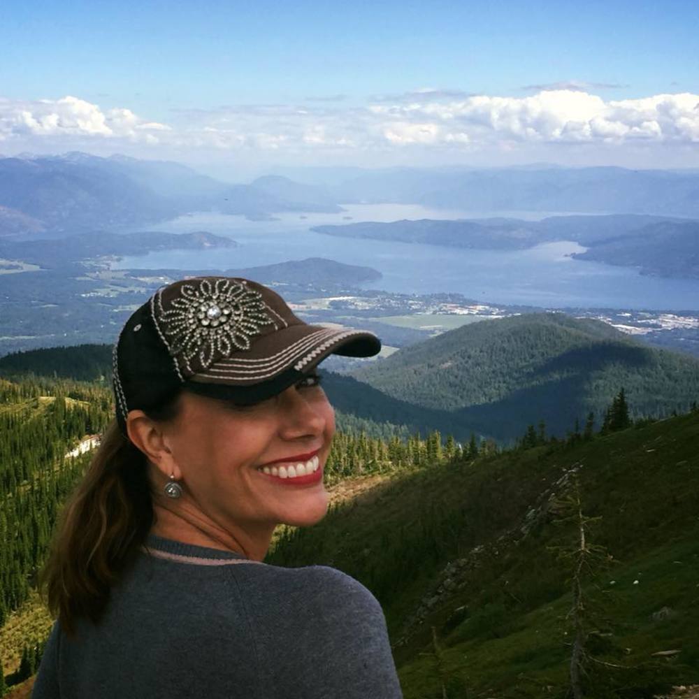 Meet your Posher, Michel